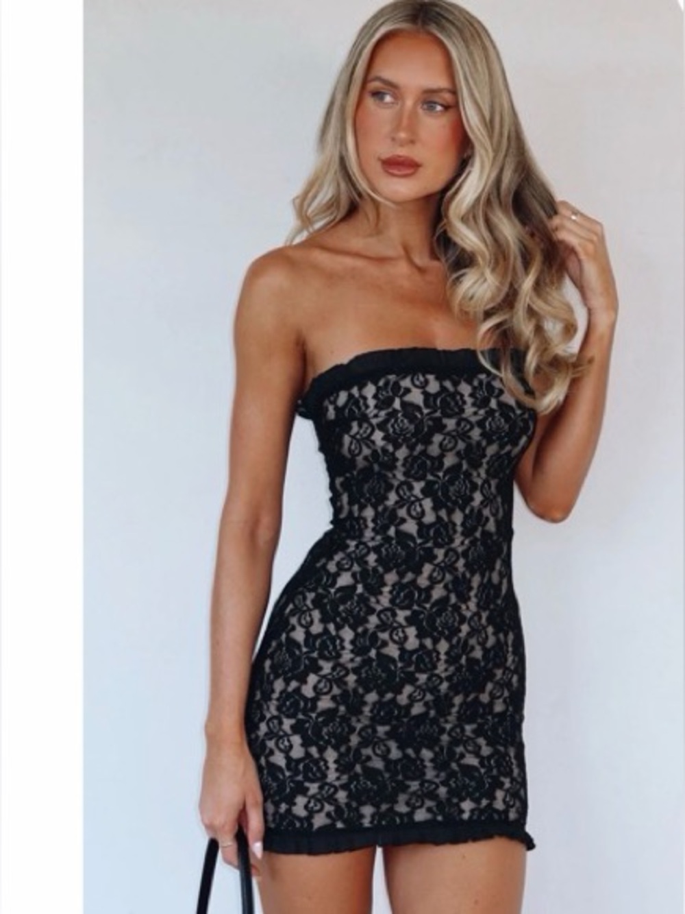 White Fox Boutique Mistress Strapless Lace Dress